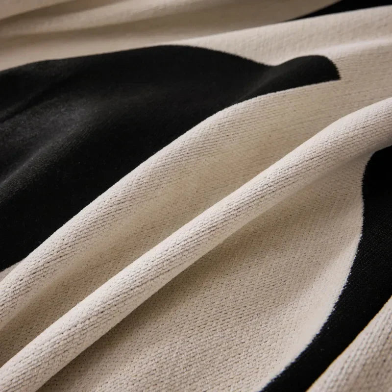 BohoLoom – Double-Sided Sofa Cover with Tassels