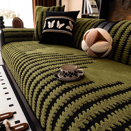 TuftWarm – Fleece Anti-Slip Sofa Cover