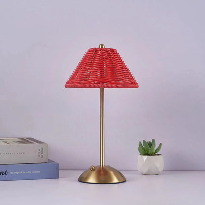 Rattana – Rechargeable Desk Lamp